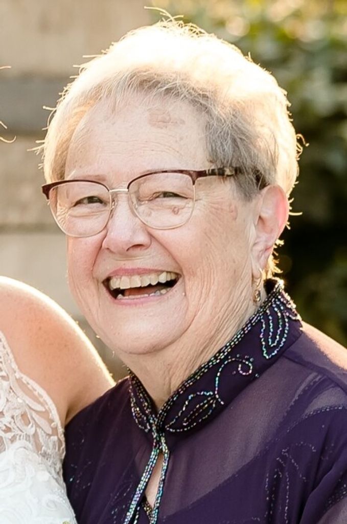 Juanita B. (Estes)  Pierce