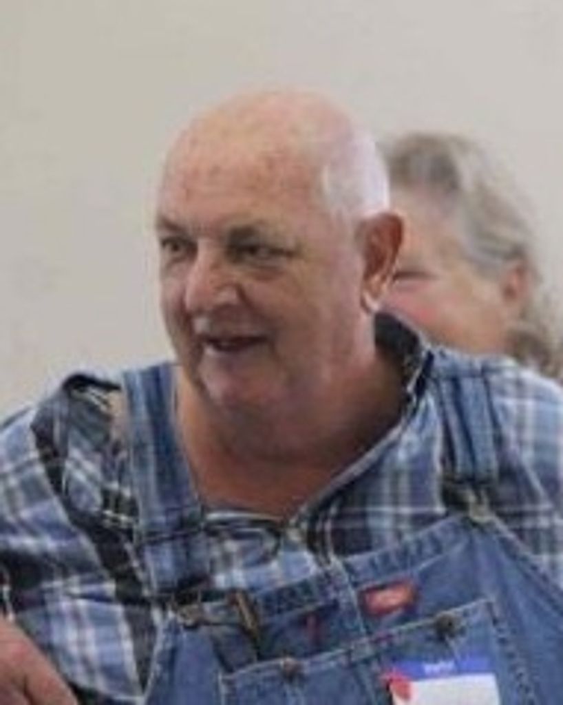 Larry Thomas Poe Profile Photo