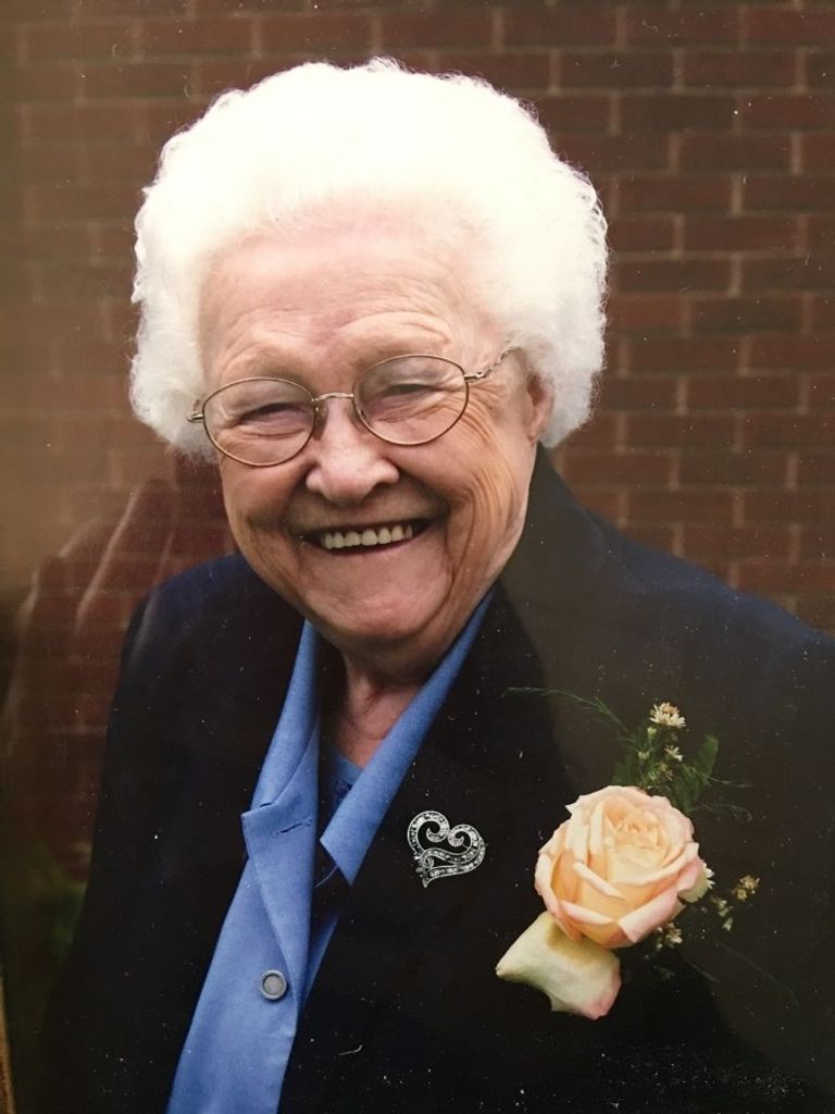 Nina Robison Weaver Profile Photo