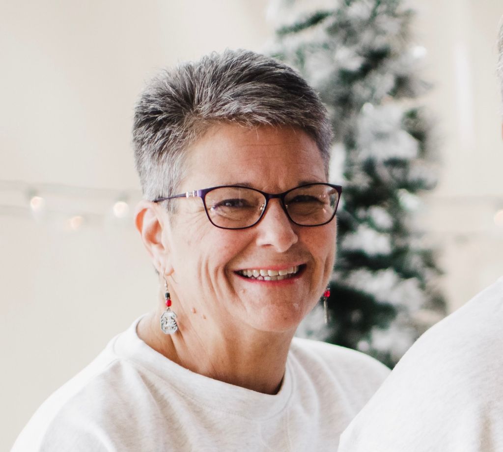 Susan "Sue Sue" Hollister