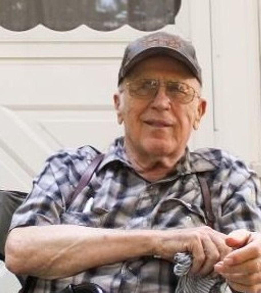 Carl Leo Reeves Profile Photo