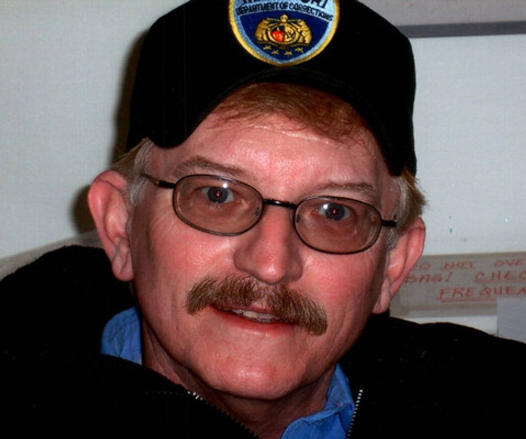 Johnny Craig Evans Profile Photo