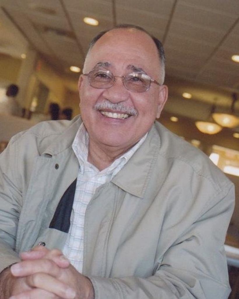 Jose Luis Flores Profile Photo