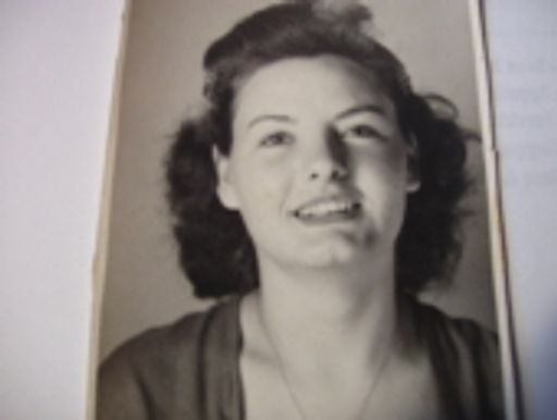 Louise Webb Profile Photo