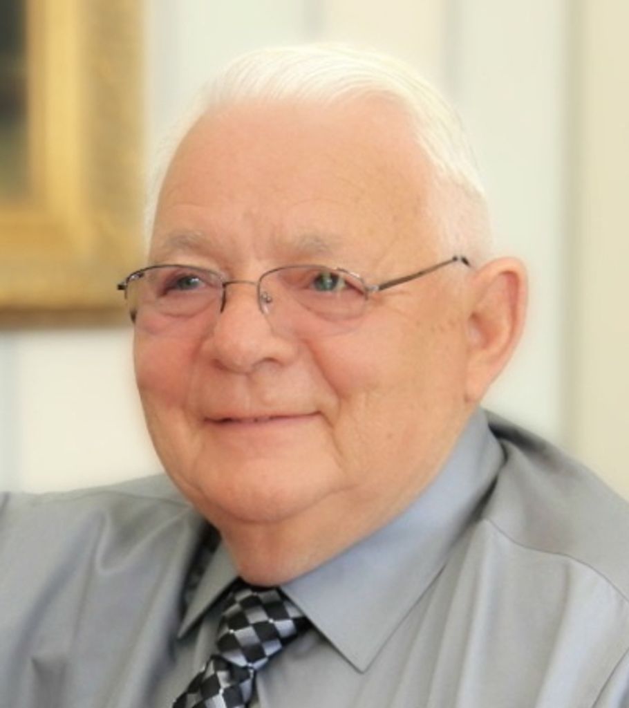 Wayne W. Schultz Profile Photo