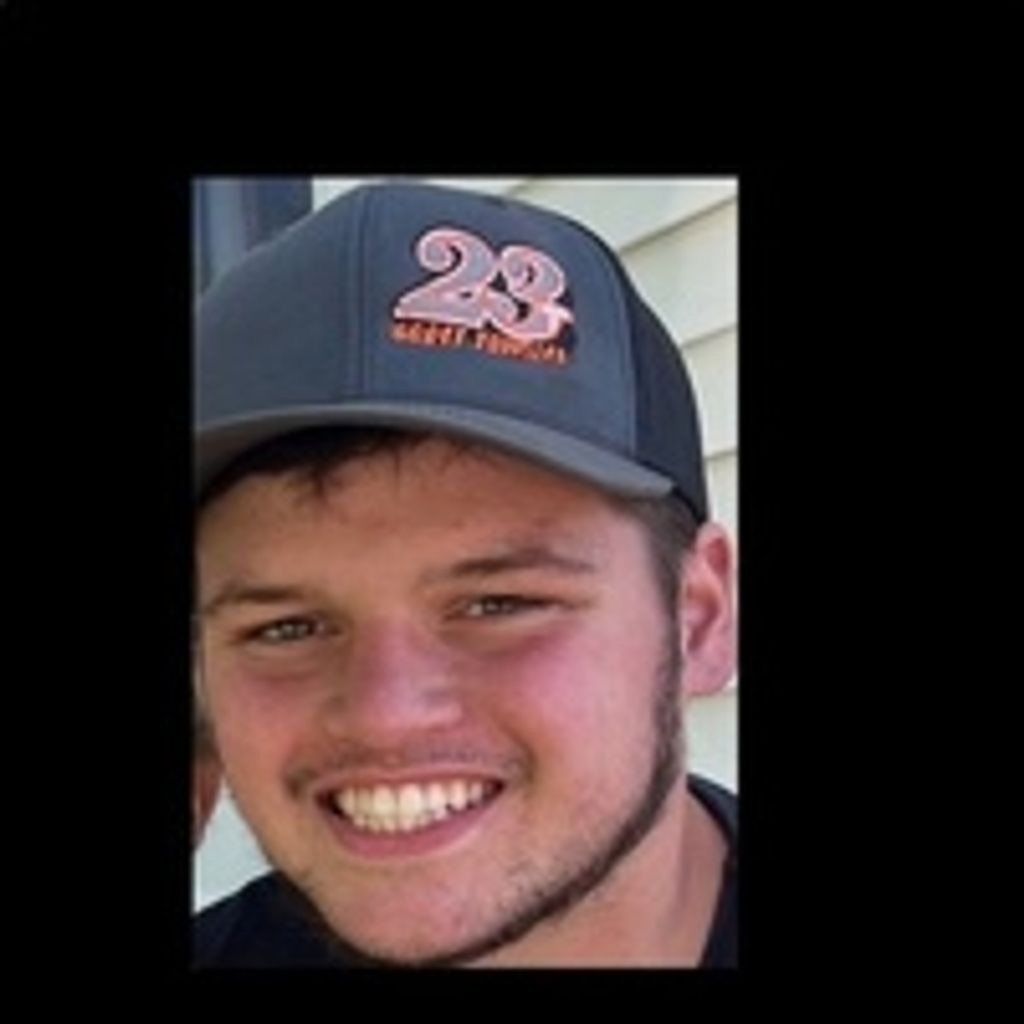 Taylor Aitchison Therriault Profile Photo