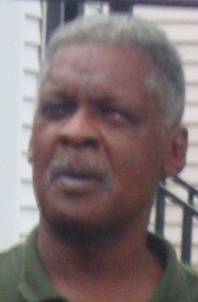 Robert Louis Hill Profile Photo