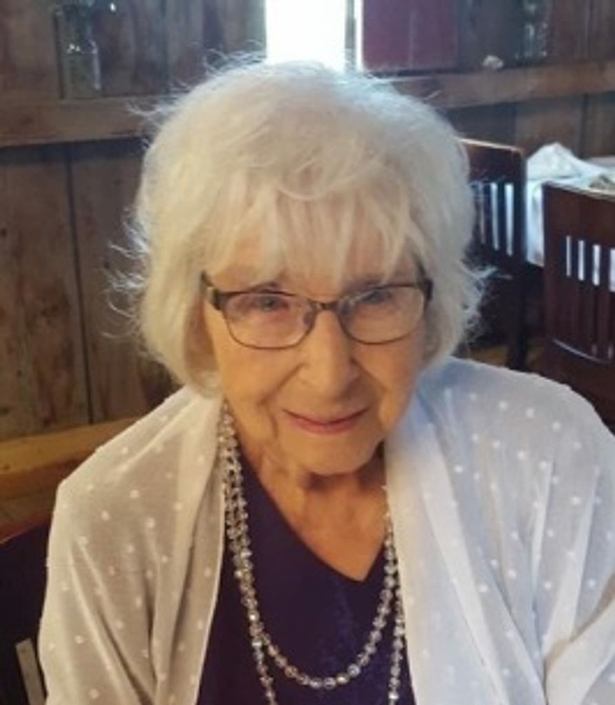 Violet Pollock Profile Photo