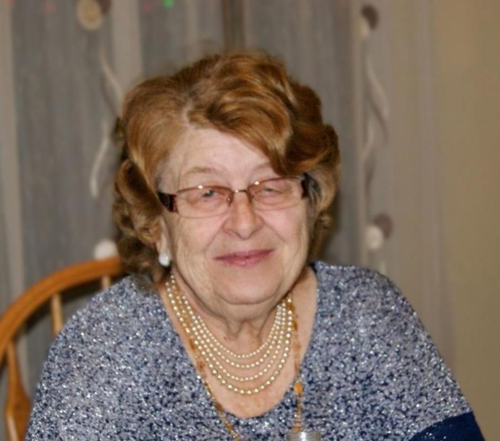 Elena Gidea Profile Photo