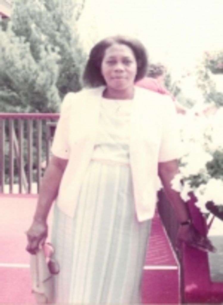 Mavis Faye Strong