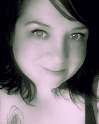Angela Lloyd's obituary image