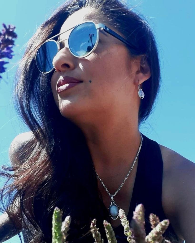 Nikki B Bustos