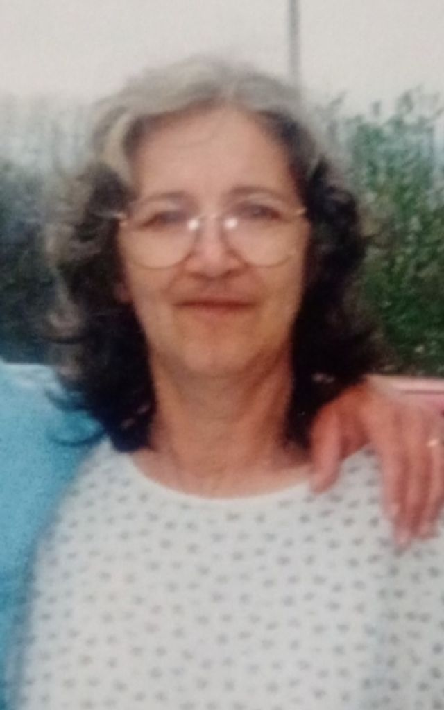 Pauline Sluder Mull Profile Photo