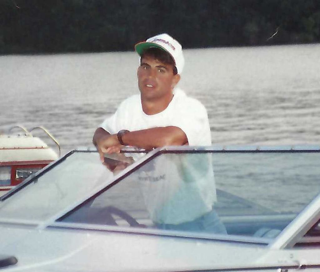 Scott Andrew Caswell Profile Photo
