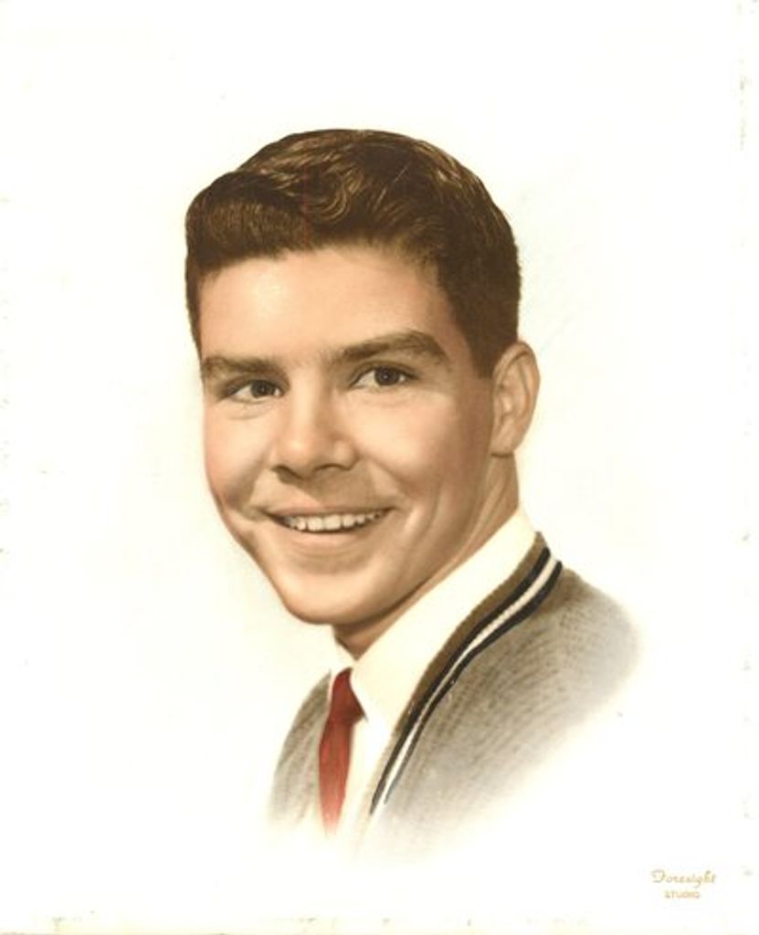 Robert L. Vaughn Profile Photo
