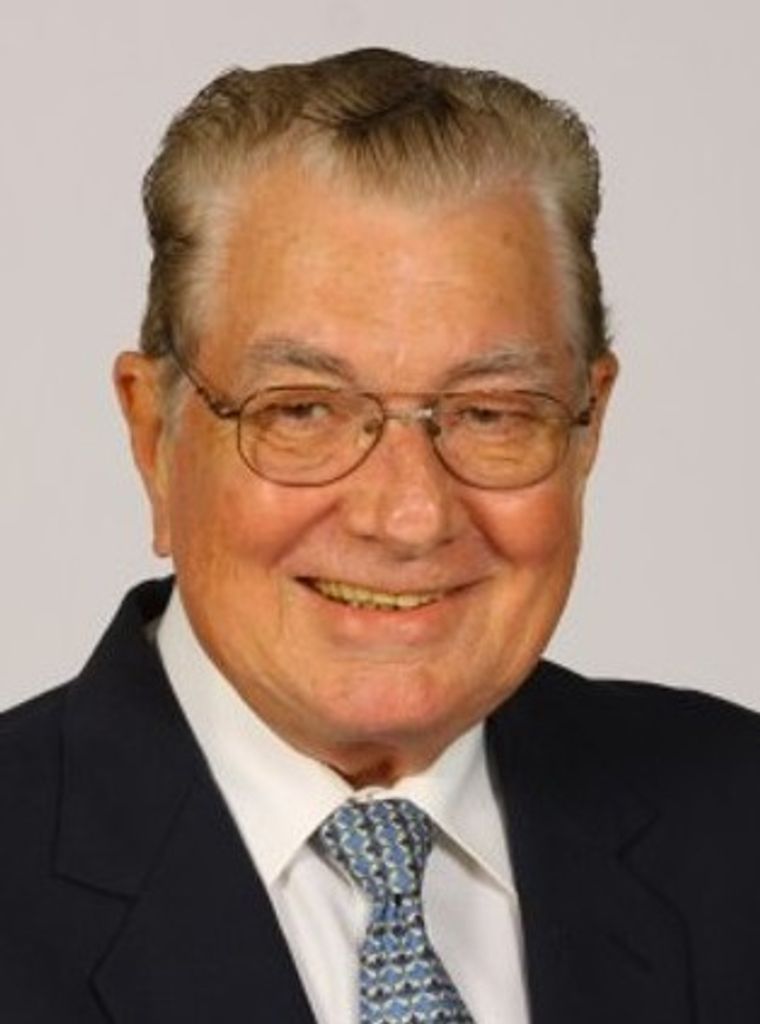 Daniel L. Dohrn