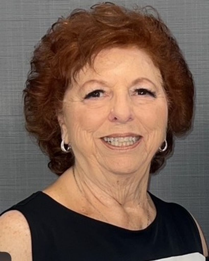 Dolores Pavlides Profile Photo
