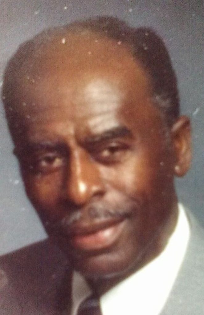 Elder, Luther June Hill, Sr. Profile Photo