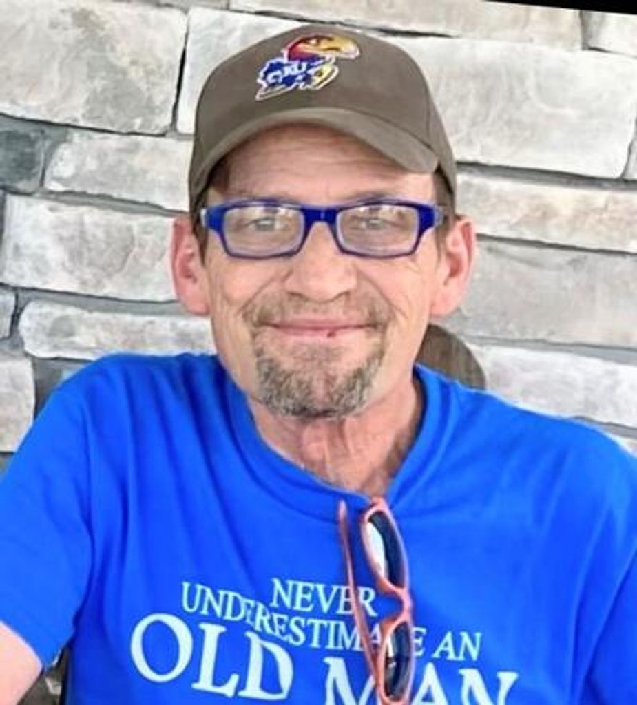 Christopher Michael Laha Profile Photo