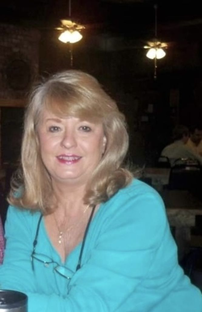 Lynnette Henderson Holland Profile Photo