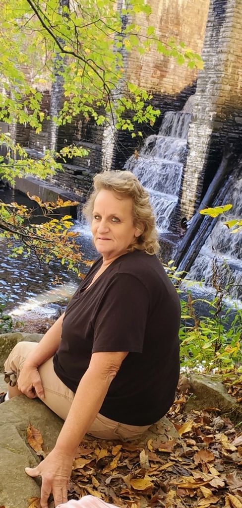 Debbie Reed Profile Photo