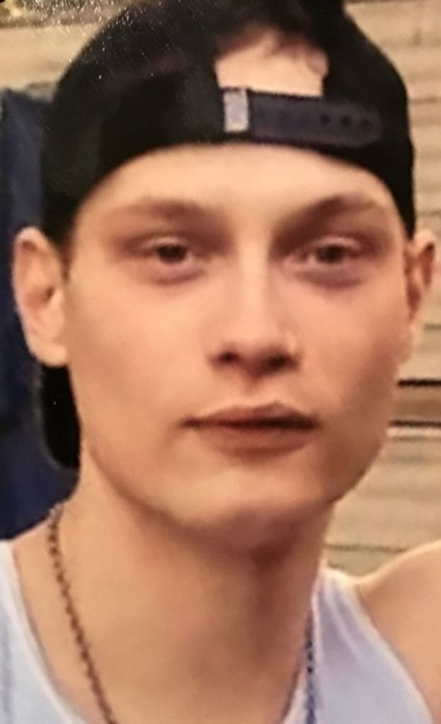 Chirstopher Holden Profile Photo