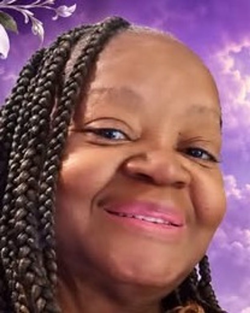 Charlotte Smallwood Profile Photo