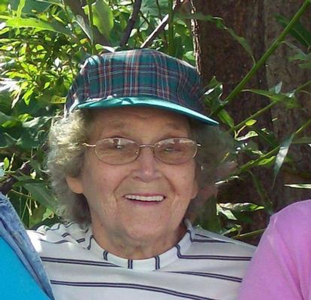 Violet May Gulliford Profile Photo