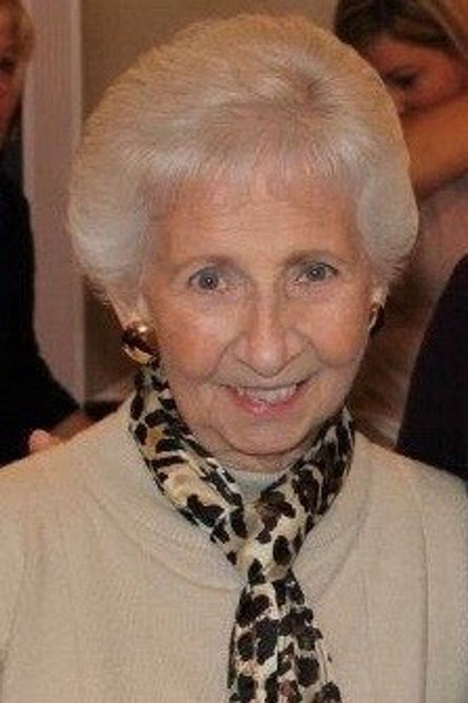 Eleanor "Elly" Stonik