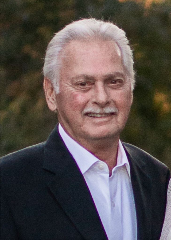 Robert "Bob" Lawicki