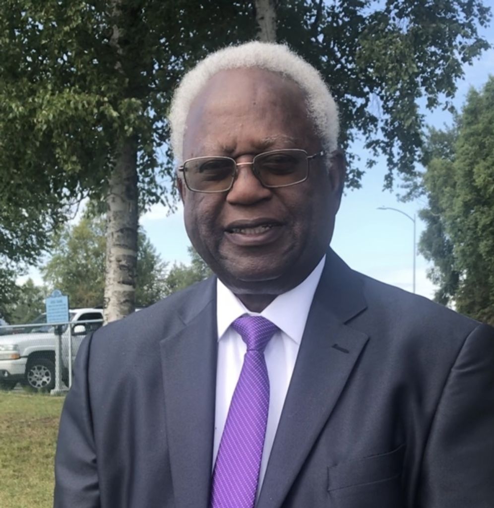 Manuel Wallace Profile Photo
