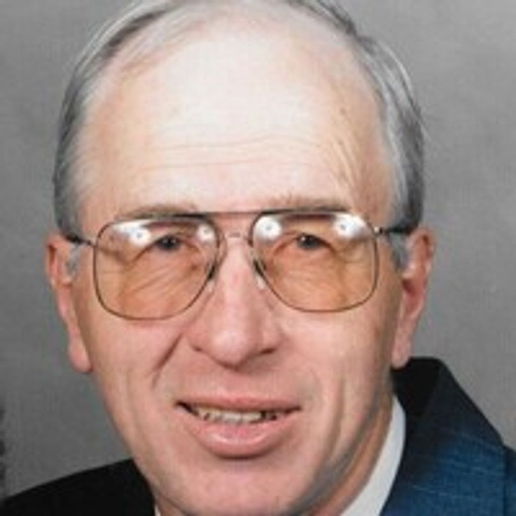 LuVerne Charles Corhus