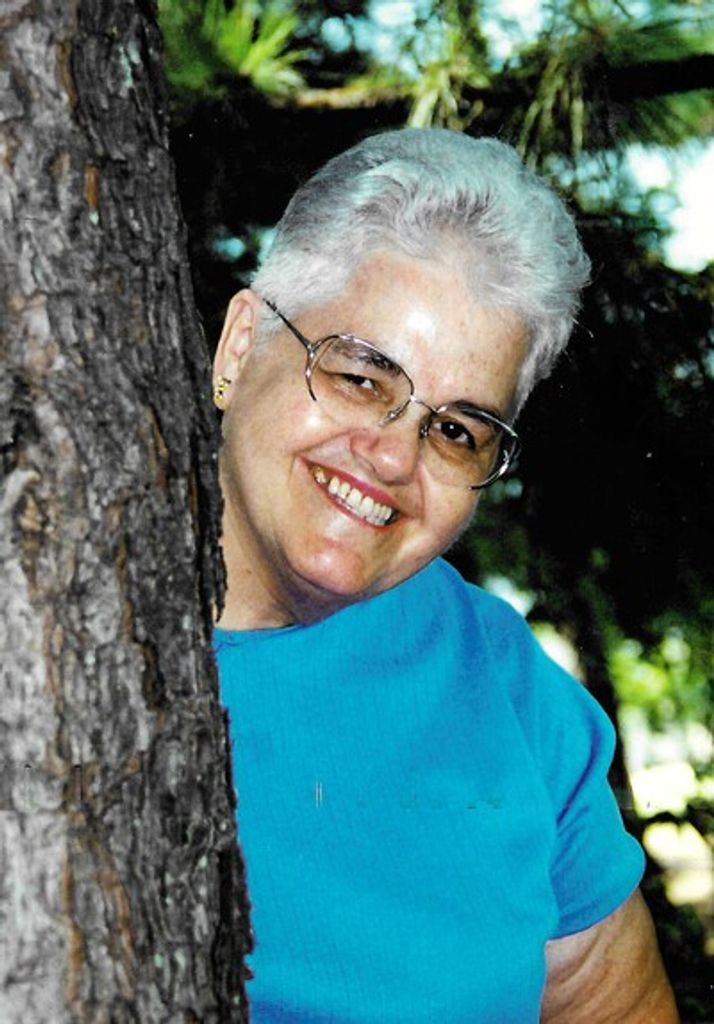 Betty Sue Hollis Profile Photo
