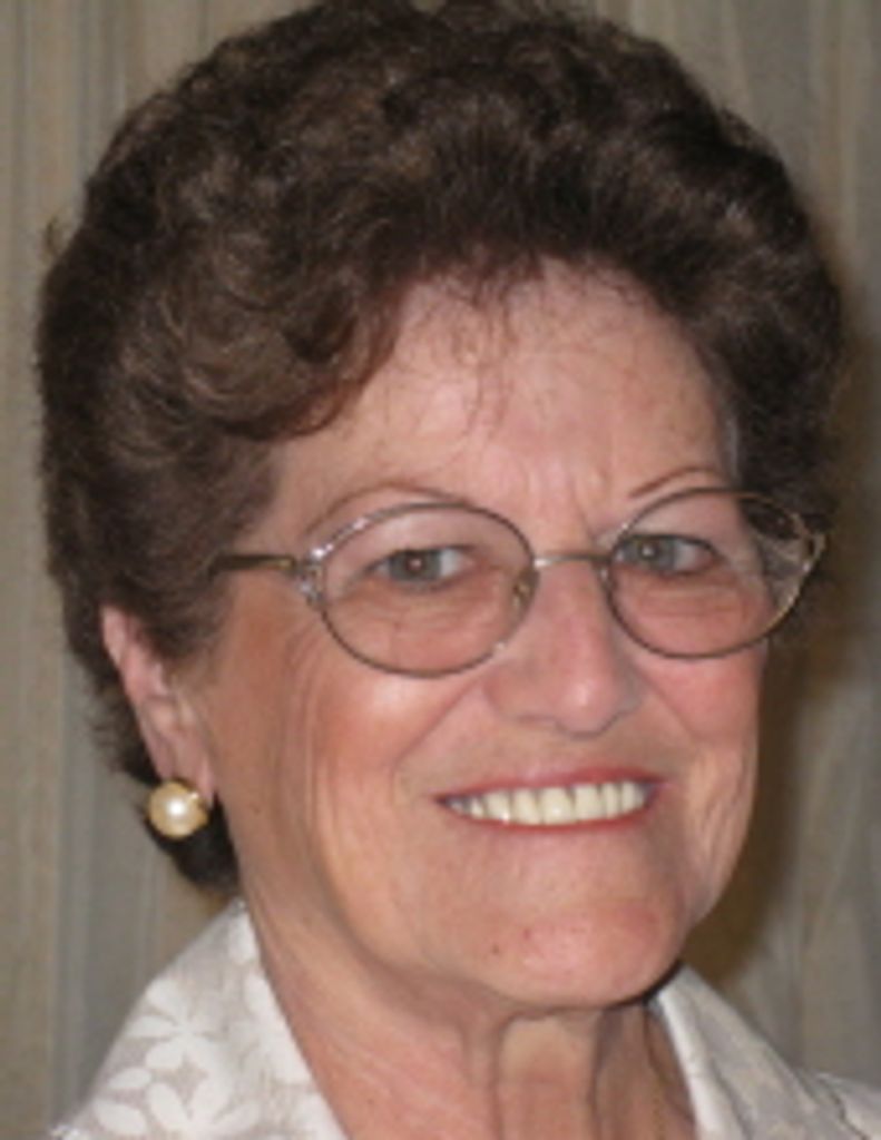 Deloris  (Dee) Irene Mclaughlin