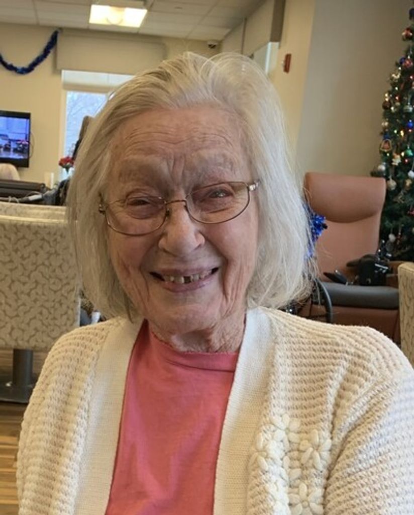 Louise Kurz Profile Photo