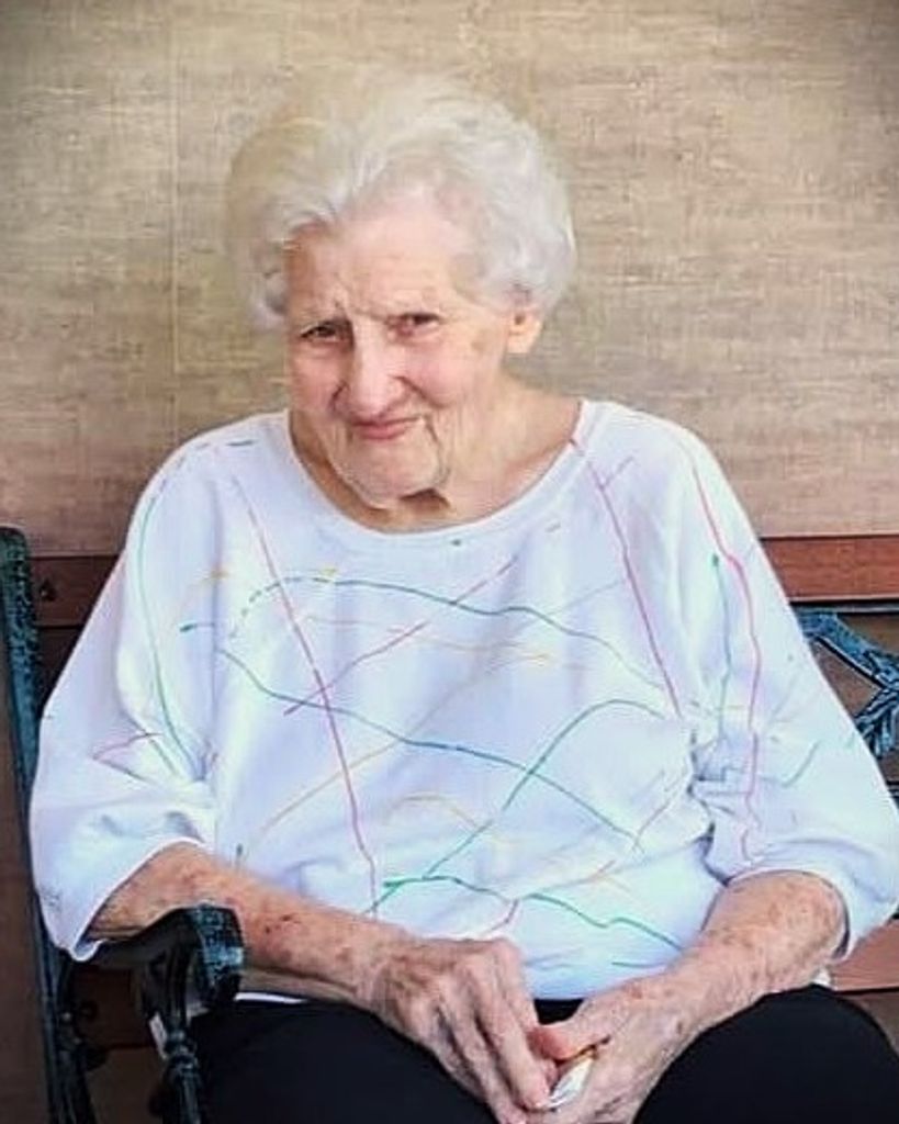 Maxene Clark Profile Photo