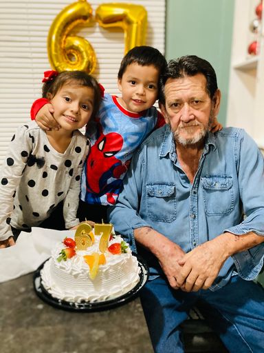 Juan Manuel De Luna Garcia photo gallery thumbnail 30 of 63