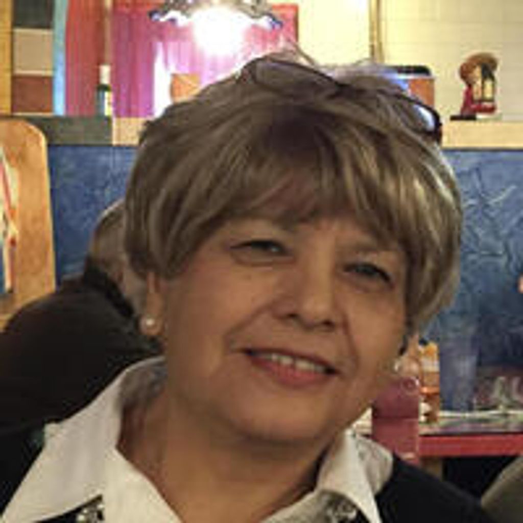 Yolanda "Lolly" Miller