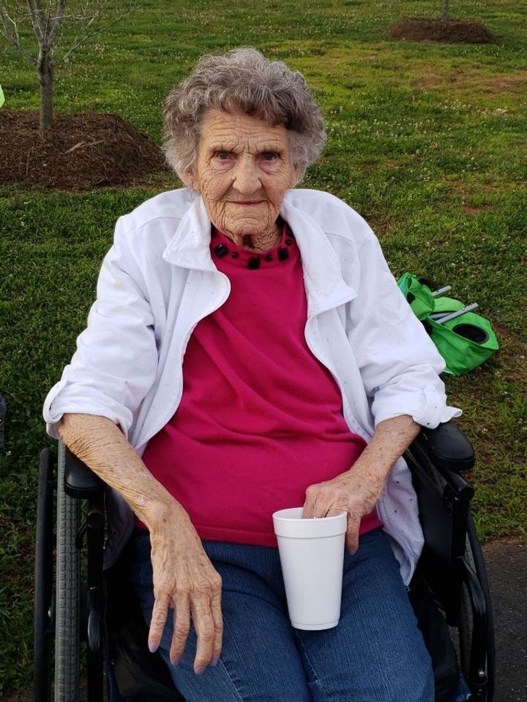 Leona Oma McMahan
