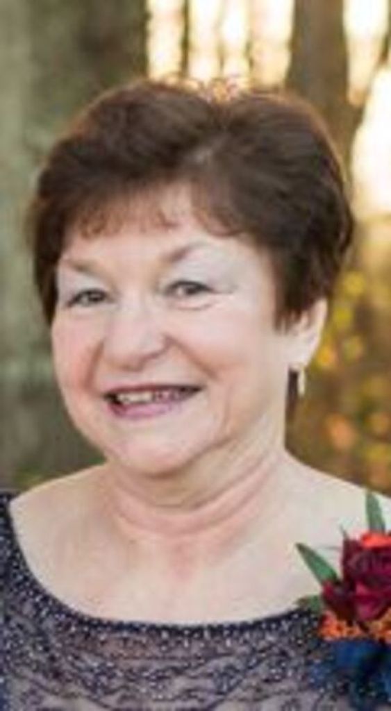 Patricia Hobden Profile Photo