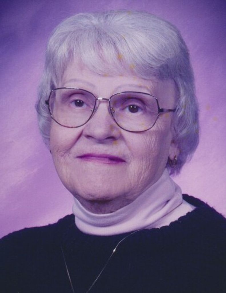 Beverly J. (Dean)  Davis