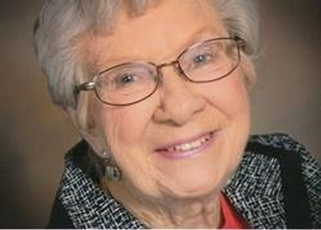 Mae Koch