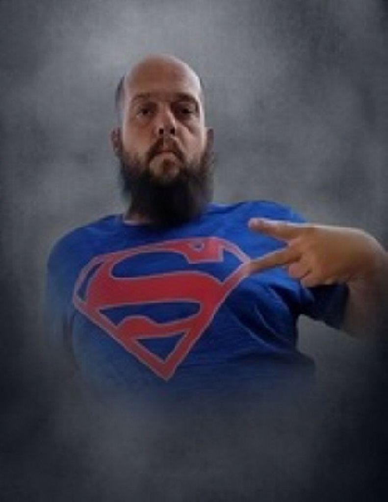 Lee Thomas Williams Profile Photo