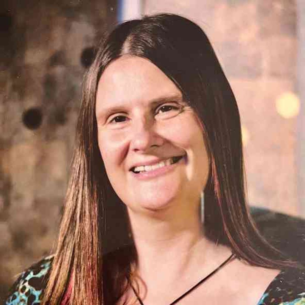 Stacy Lyn Bezdeka Profile Photo