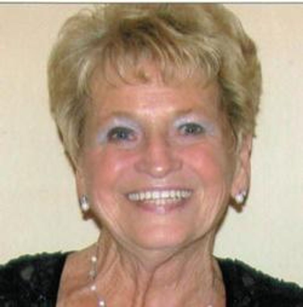 Helen Lorain Connors Profile Photo
