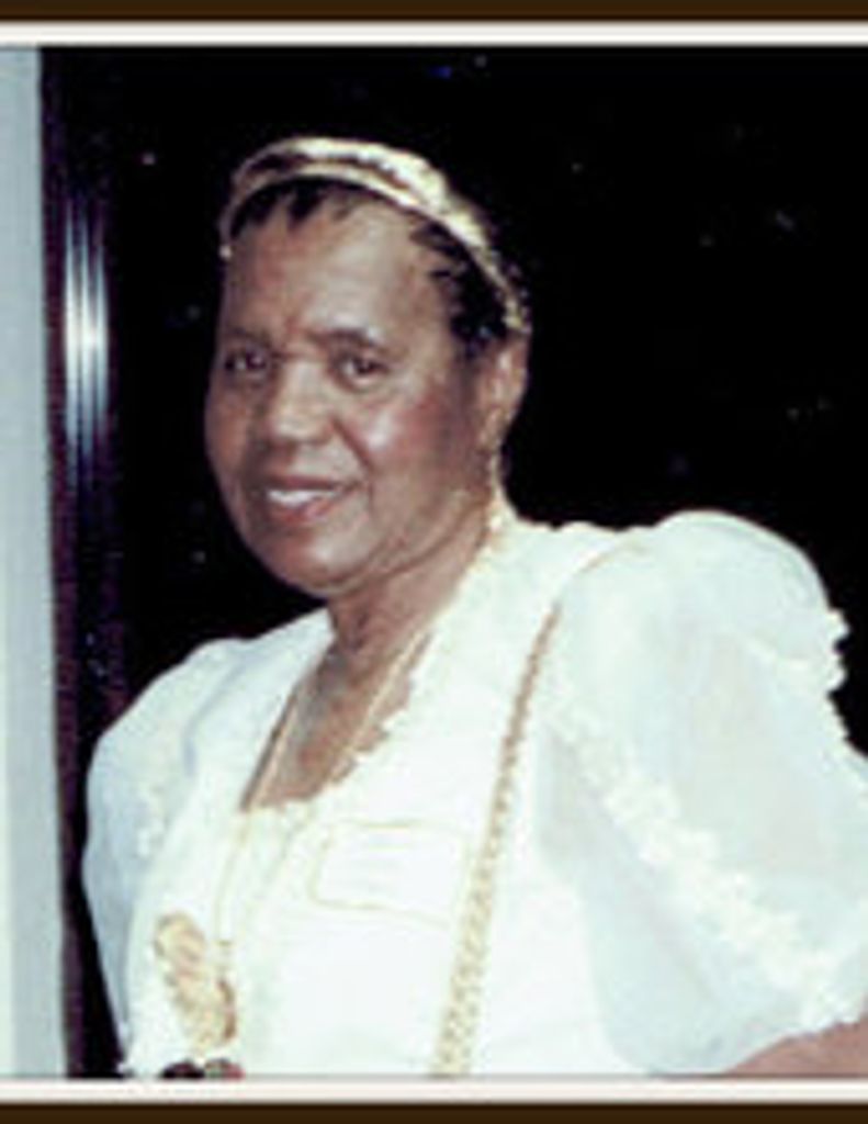 Catherine Simon