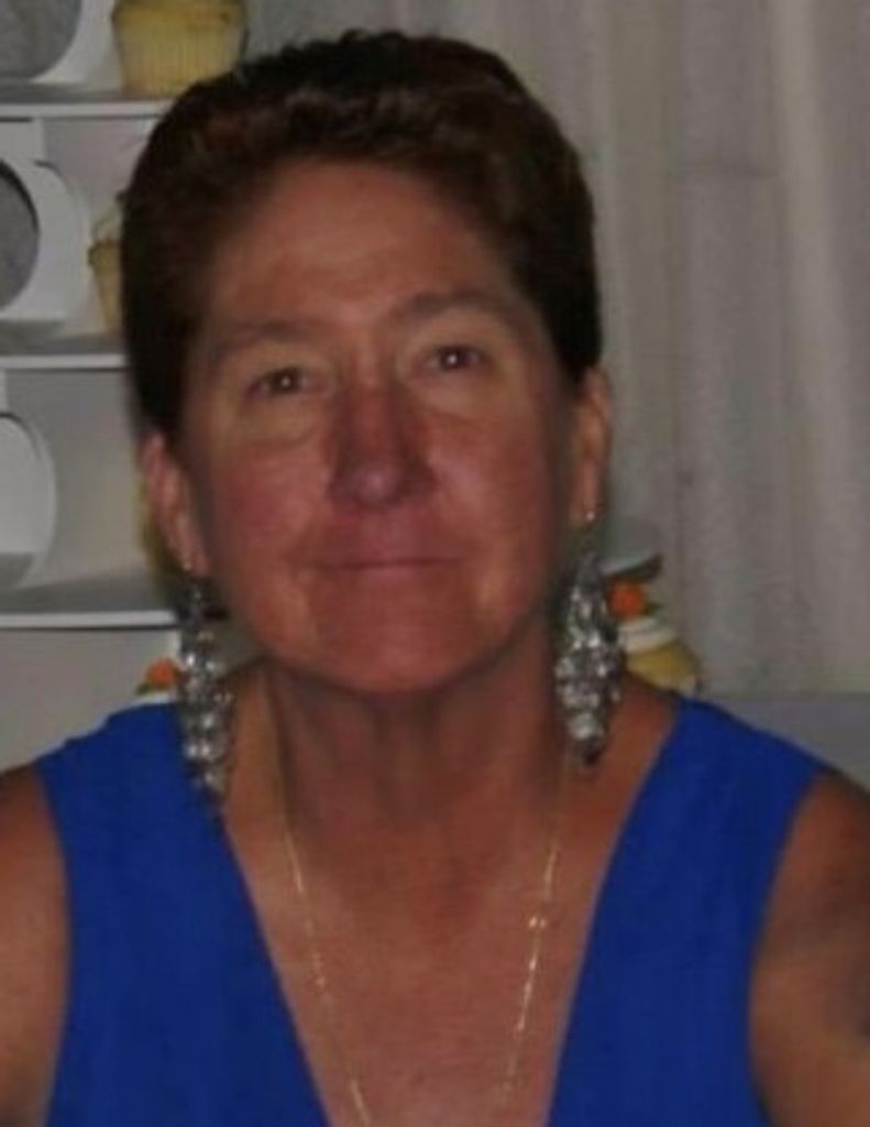 Julie L. (Ouellette)  Poulin Profile Photo
