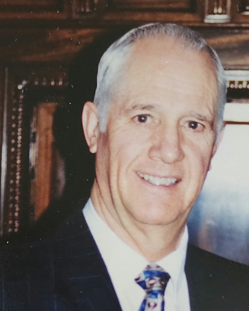 Robert "Bob" Gustafson