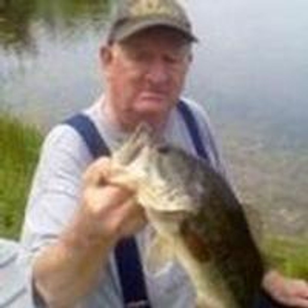Richard D Whitt
