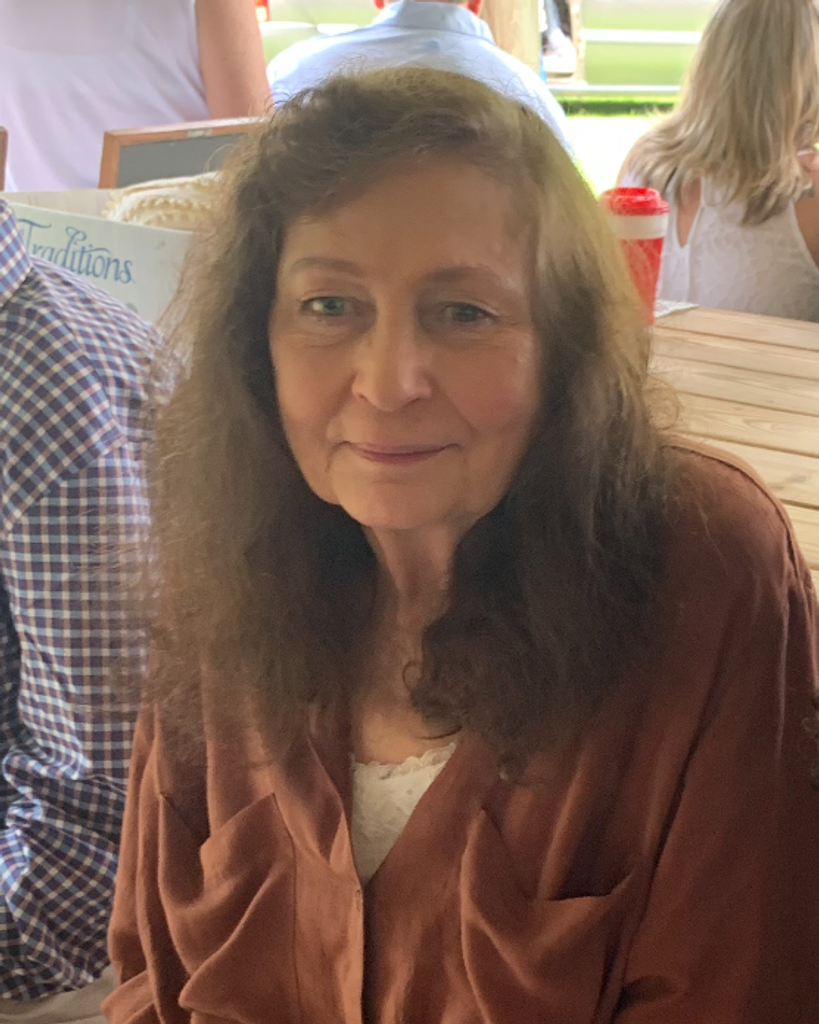 Charlotte Wills Profile Photo